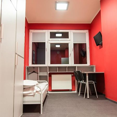 Hostel Molo 罗兹 外观 照片