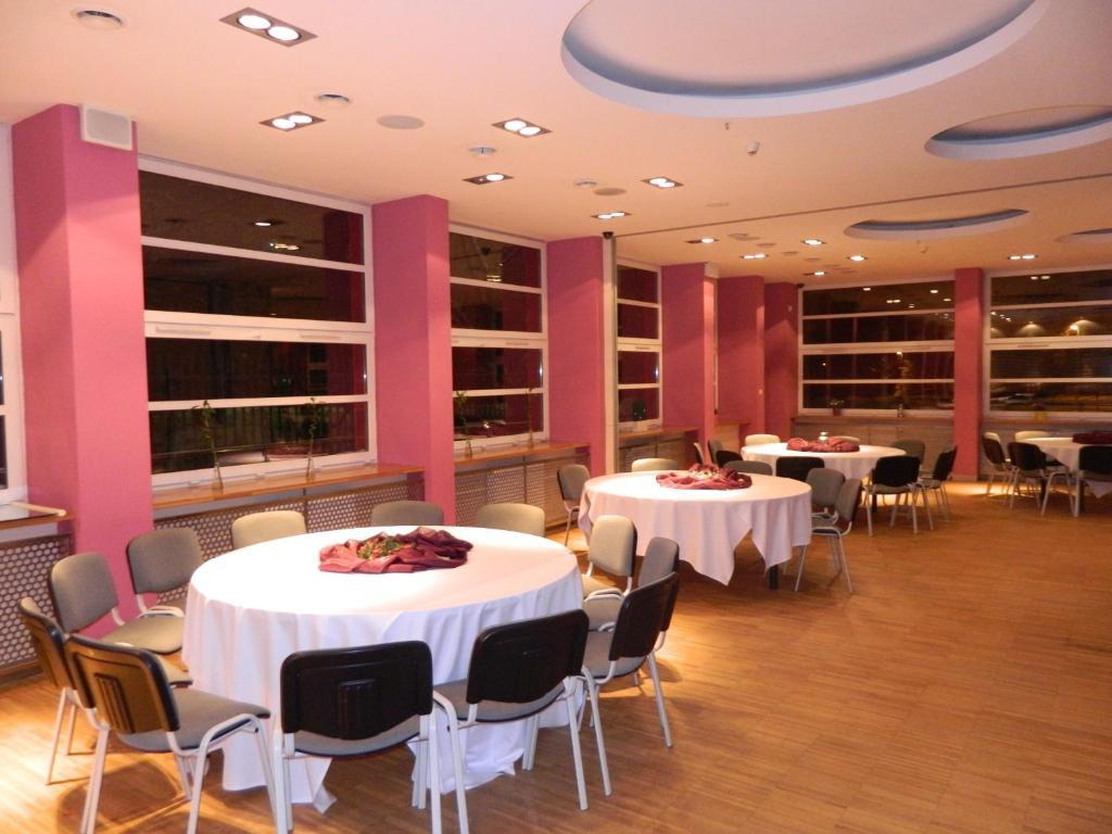 Hostel Molo 罗兹 外观 照片